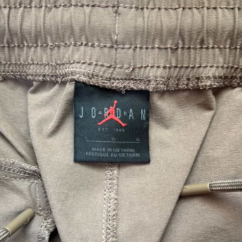 Jordan Men's Cargo Pants Brown